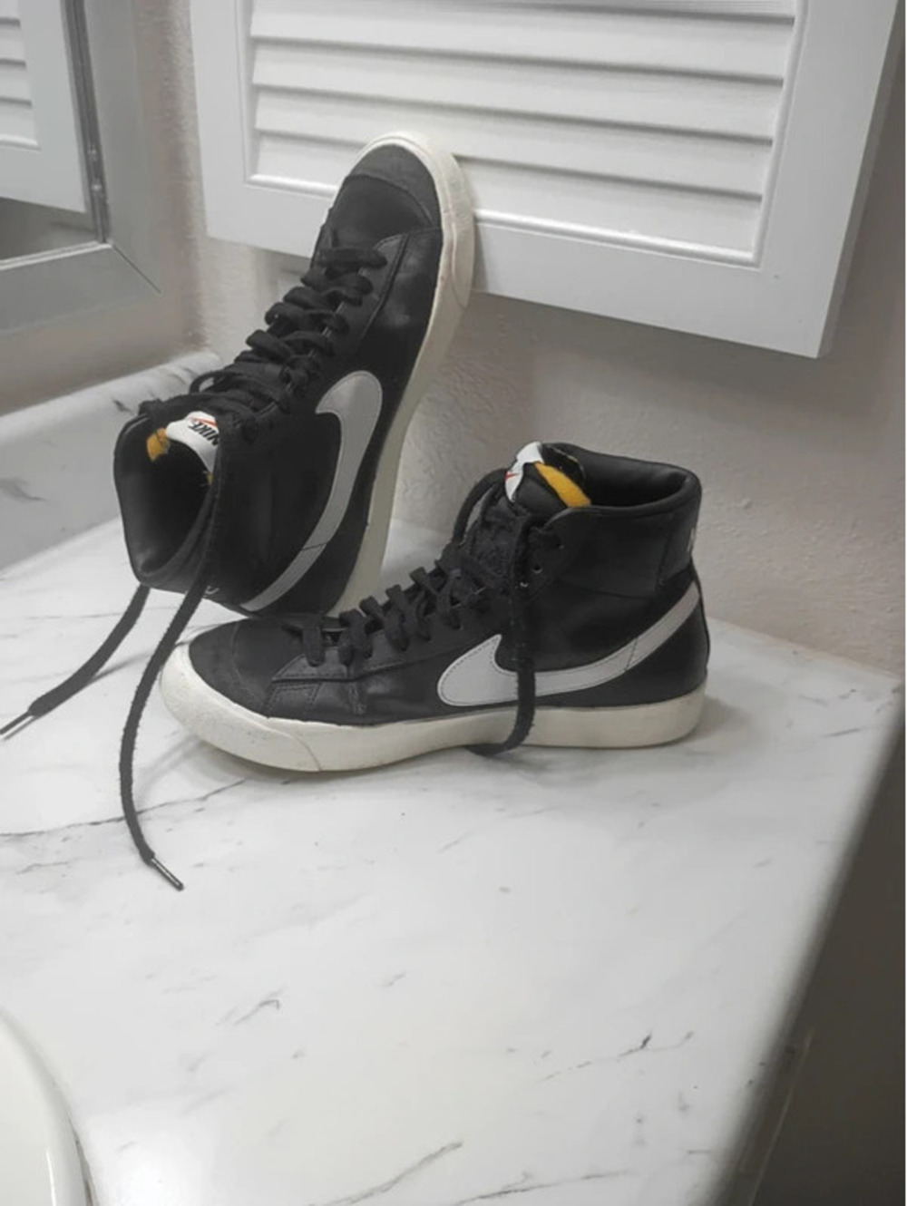 Nike Mid 77 in Black for Men Size 9